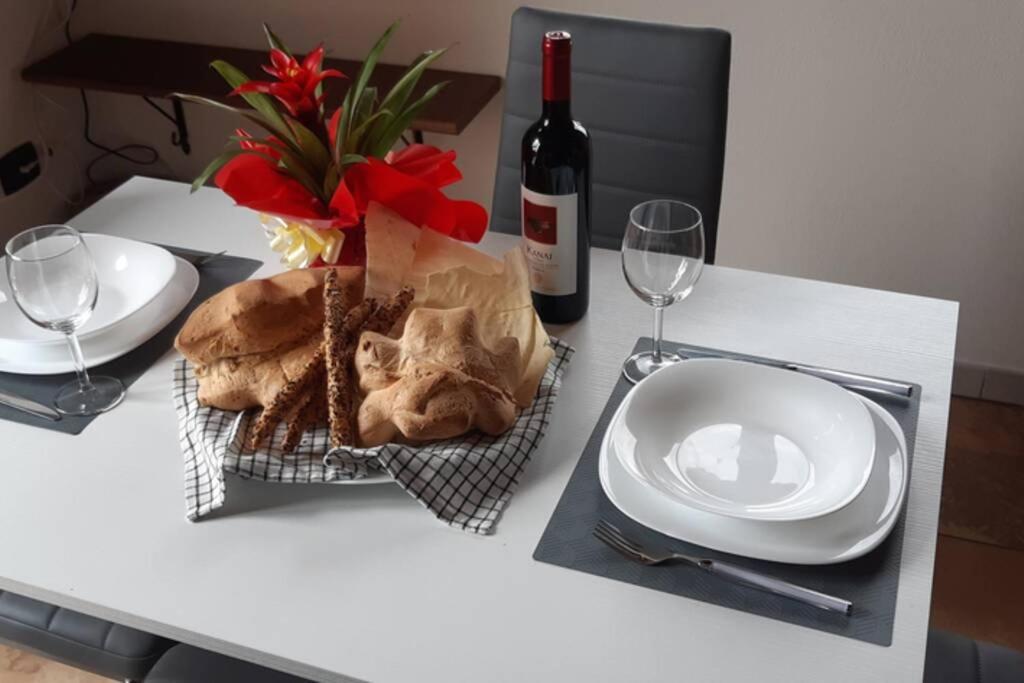 Casa Cao Appartamento "L'Ulivo" Nurachi Buitenkant foto